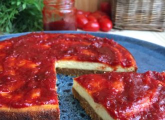 Cheesecake salat amb melmelada de tomàquet