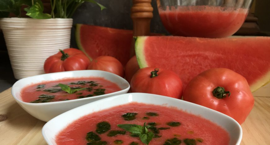 Gazpatxo de Síndria amb Oli d'alfàbrega Can Puxic