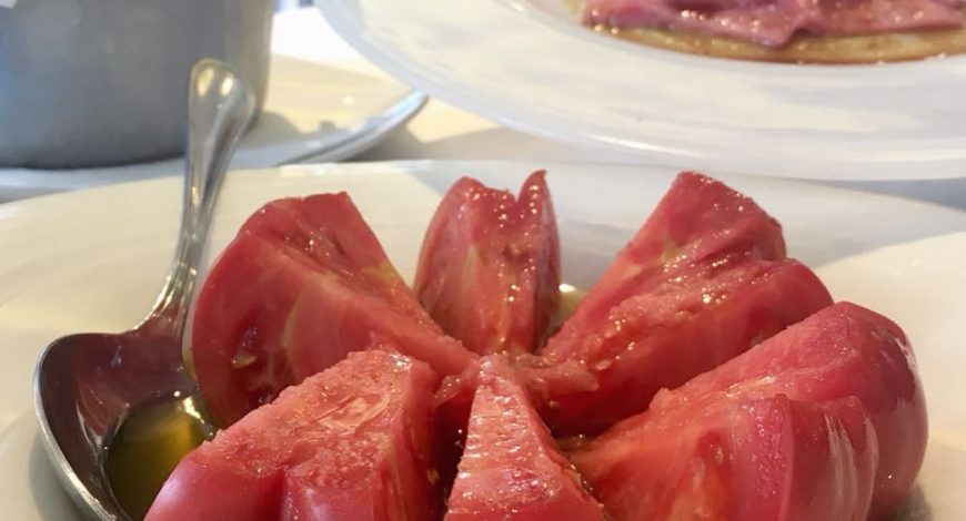 com tallar el tomàquet